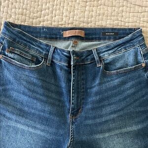 Judy Blue Wide Crop Medium Blue Denim Jeans